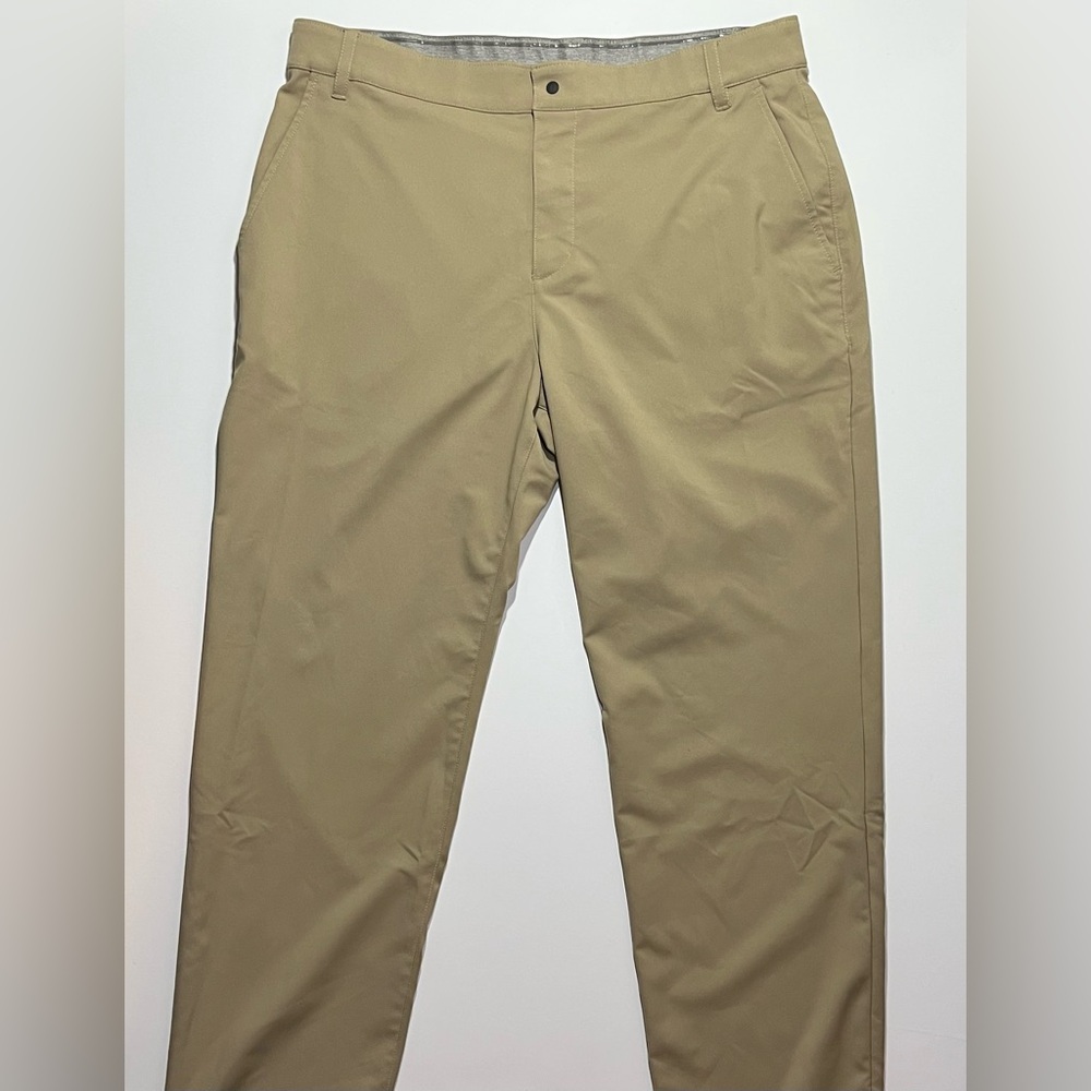 Men’s Nike Dri Fit Casual Flat Front Khaki Straight Leg Chino Pants, 36x32 Beige